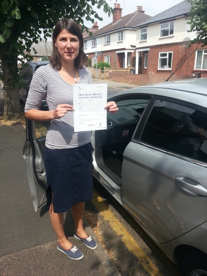 05 July 2018 - Sarah passed 1st time in Sevenoaks. Well done Sarah, that was a really good result.