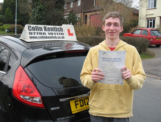 08 April 2013 - Stuart passed 1st time with 8 minor driving faults Well done Stuart that was a really good result