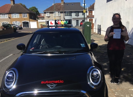 Fantastic driving instructor, I would highly recommend. Lessons were always enjoyable and always flexible with appointment times. Simon always took the time to go over everything precisely and always made sure I understood. Thanks to his incredible teaching I passed 1st time!