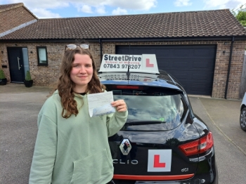 I passed first time with my instructor Roger. He gave me a good understanding of driving, whilst helping me with anything I didn’t feel confident on. I would recommend :).<br />
<br />
Passed Tuesday 16th May 2023.