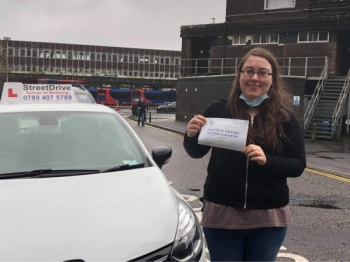 I passed my test first time with “Louise”, shes a brilliant Instructor, so patient and encouraging. <br />
<br />
I fully recommend StreetDrive - Passed Friday 18th December 2021.