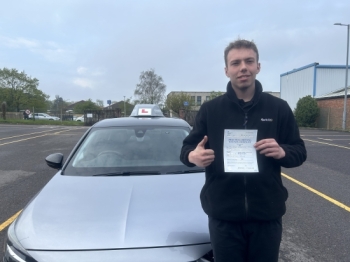 ** Passed 1st Attempt with “ZERO” driving faults **<br />
<br />
'Did a semi intensive course with “Shaun” and I couldn’t ask for more with the advice and help he has given me over the week. Definitely would recommend to anyone who wants to learn how to drive and smash through the car test. I did my test today and passed 1st time with “zero” faults'.<br />
<br />
Passed Friday 26th April 2024.